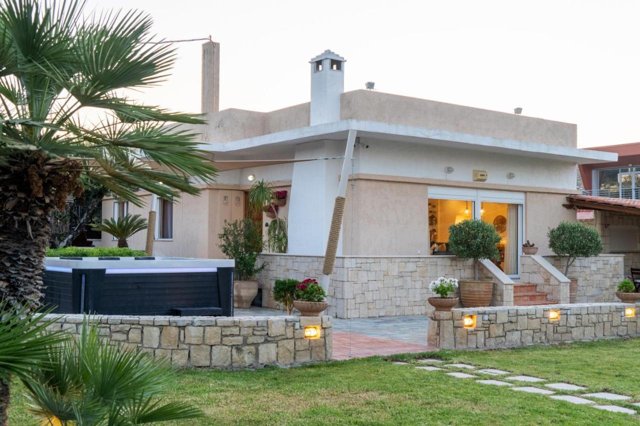 Acre Villa Karteros