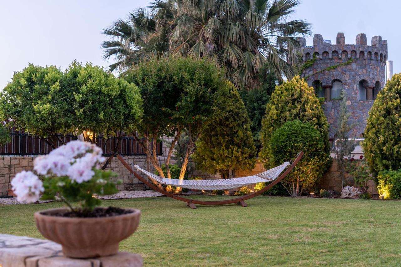 Acre Villa Karteros