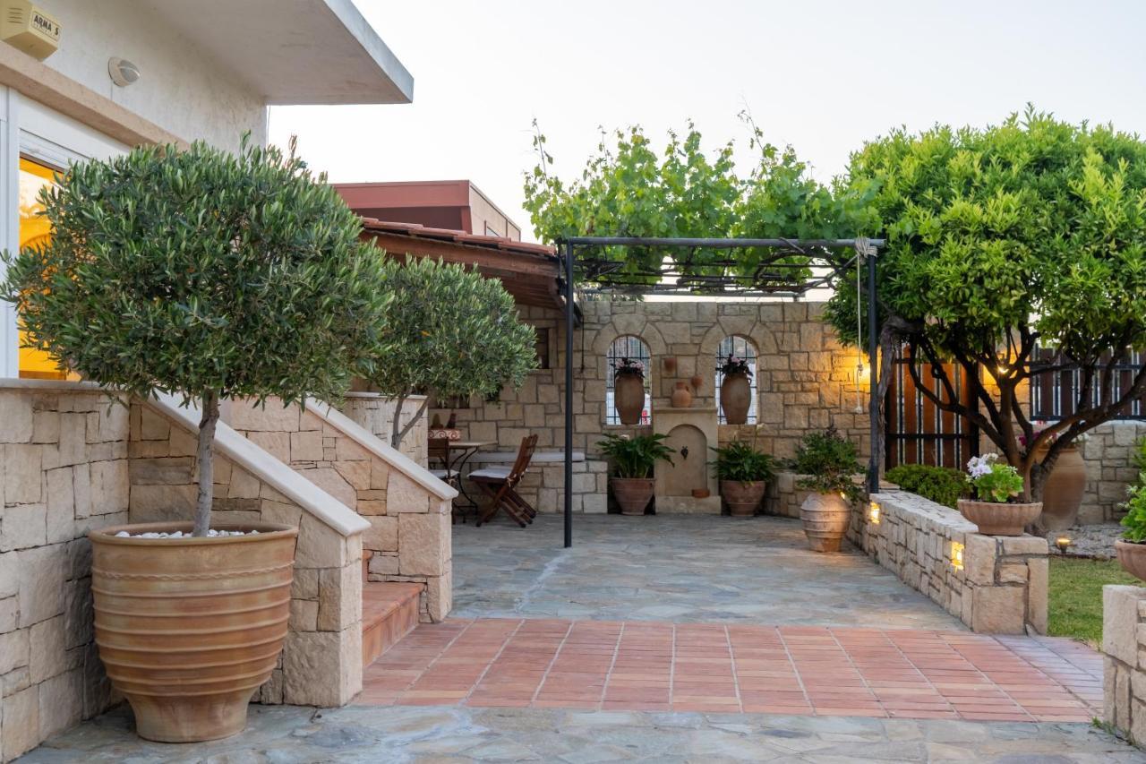 Acre Villa
